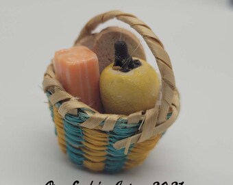 Miniature Picnic Basket Blue and Yellow (1)