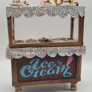 Ice Cream Parlour