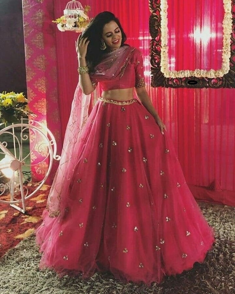 chunri lehenga