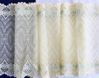 50 cm lace border 18.5 cm yellow & mint pastel