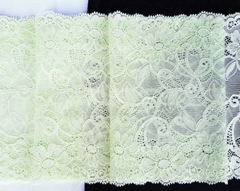 1 meter lace bristle 16 cm wide in mint green