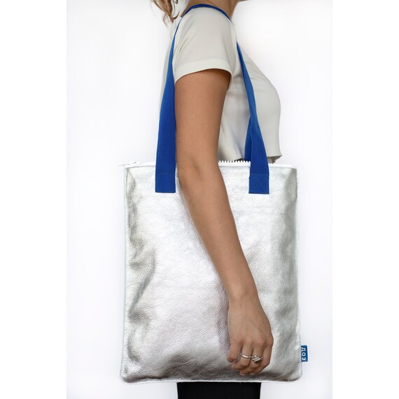 silver tote bag with zip