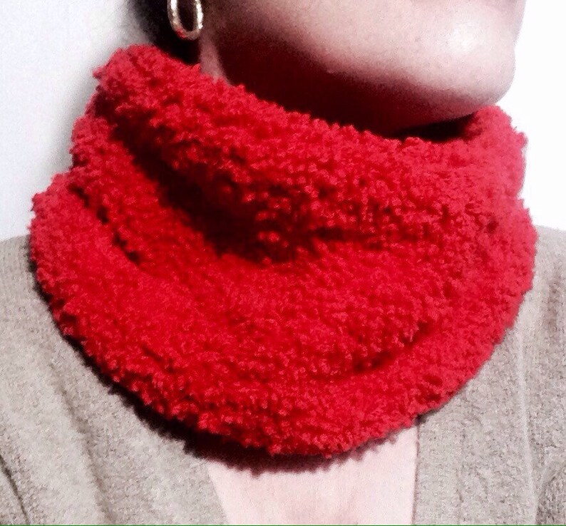 Neck warmer scarf fur effect sugar grain handmade image 3