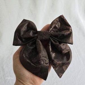 Brown Paisley Hair Bow Barrette: Elegant Women&#39;s Hair Clip