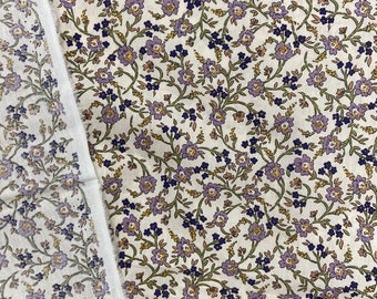 Cotton fabric little flowers on a beige background, 100% cotton cloth 57"/145см width, designer fabric by the yard