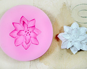 Silicone mold with flower motive