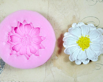 Silicone mold with flower motive