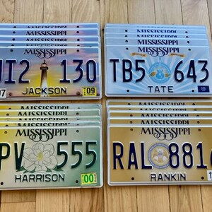 20 placas do Mississippi - 5 de cada versão em boas condições