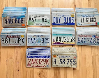 Set of 100 License Plates- 10 of Each State in Craft Condition