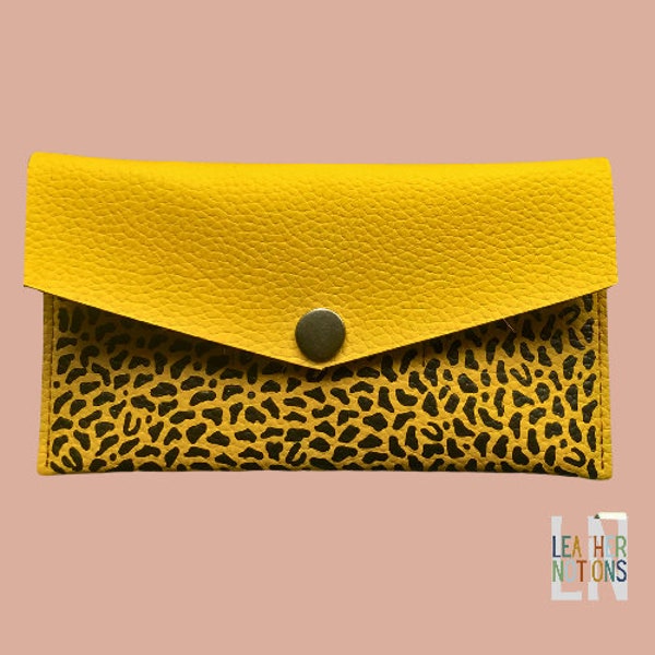 Leopard Print Purse / Wallet / Handmade purse / Leopard print / ladies Wallet / Large Purse / Card Holder / Leather purse / Ladies Purse