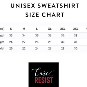 Puede incluir: Tabla de tallas para sudadera unisex en pulgadas. La tabla muestra las medidas de la longitud de la manga, la longitud total del cuerpo y el ancho del cuerpo para las tallas S a 5XL.