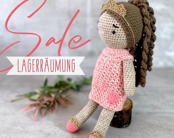 LAGERRÄUMUNG-SALE! Liebevoll gehäkelte Puppe "Prinzessin Emmi" mit Krone; ca. 30 cm groß | maschinenwaschbar | kurze Lieferzeit