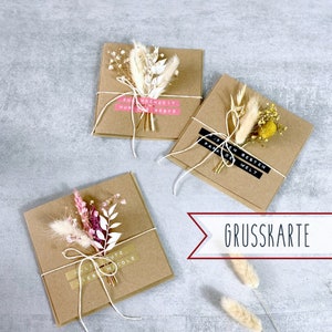Grußkarte mit echten Trockenblumen | Gruß/Wunsch/Spruch Präge-Etikettiergerät INDIVIDUALISIERBAR & PERSONALISIERBAR | Kraftkarton | 3 Farben