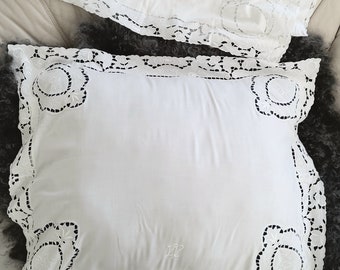 Hole Lace Richelieu Lace Pillow Covers Embroidery,White LEINEN Parade Pillow Ruffles