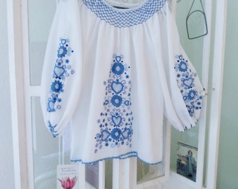 Kalocsa, fait main, broderie bleu, BLOUSE paysanne, blanc