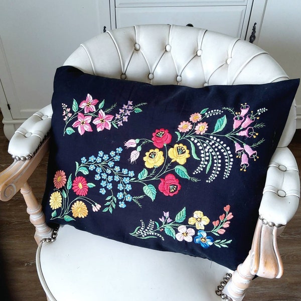 Kalocsa handmade cushion cover, black, colorfully embroidered,