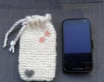 Mobile phone case/case flowers unique piece knitted alpaca/silk gift, soft fluffy