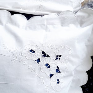 ANTIQUE:Richelieu lace, parade cushion embroidery flowers lace pattern, ruffles