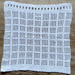 Country house crocheted, handmade, checkerboard pattern lace bistro curtains/curtain, white