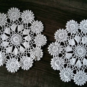Set: 2 lace doilies, crochet lace, crochet doilies, Dolly&#39;s handicraft
