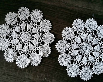 Lace doilies, crocheted lace, crocheted doilies, Dolly's handwork