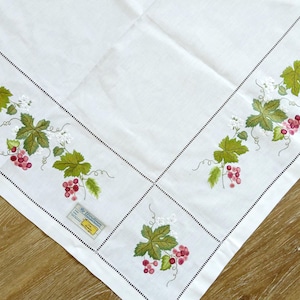 手作り、ブドウ、葉の刺繍、テーブルクロス/センターピース、白