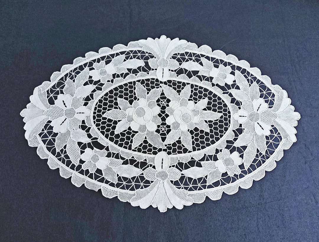 ANTIQUE Italian Needle Lace, Needlework, Handwork, Center Table Runner