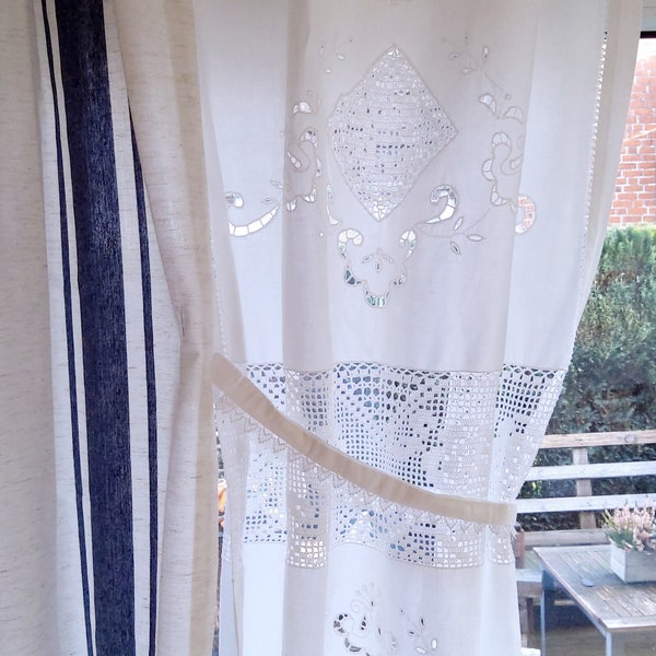 Curtain/curtain, hole pattern, crocheted border, white