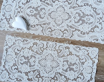 Plauen lace, table runner, decorative doily, bobbin lace, cotton, square