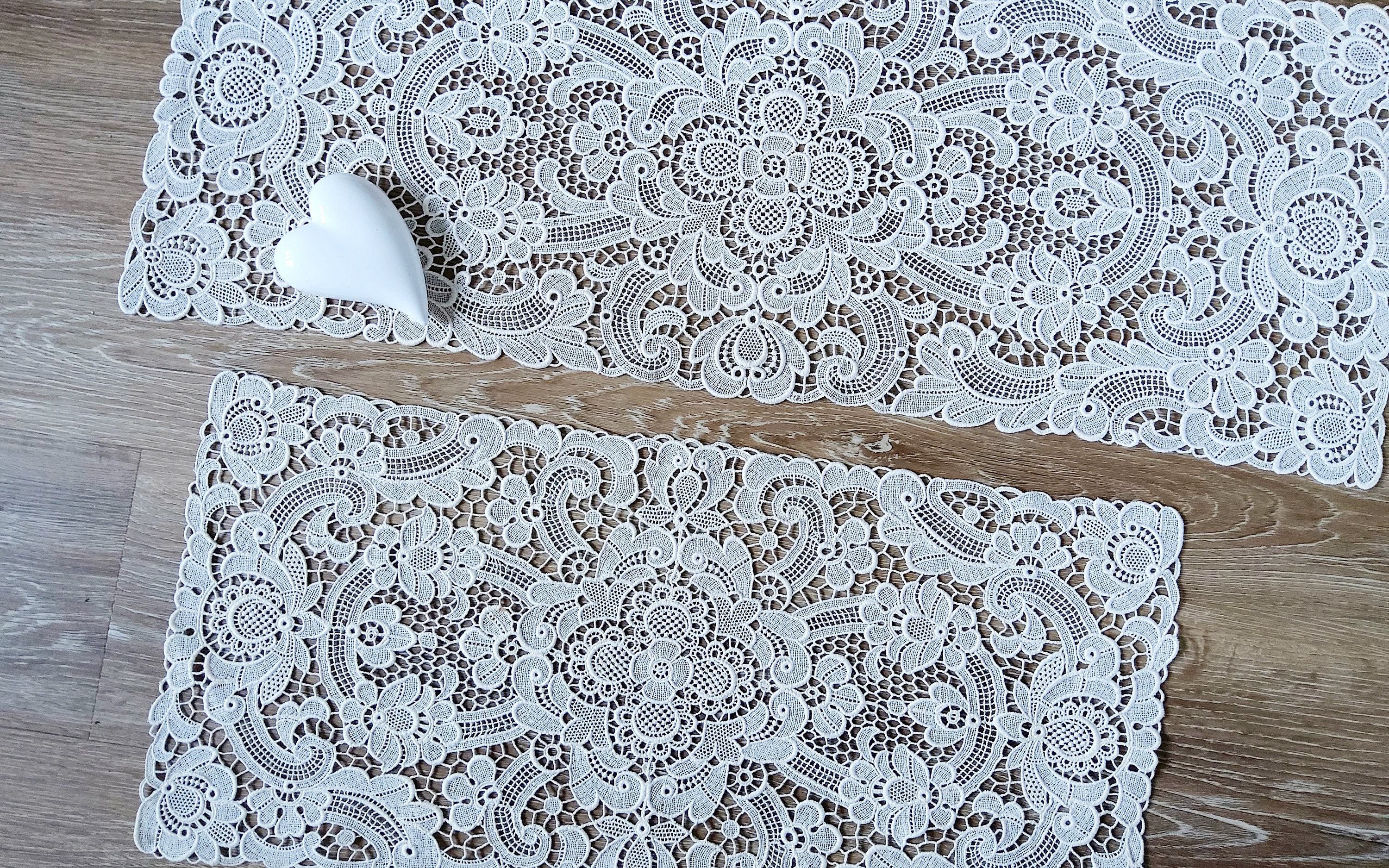 Plauen lace, table runner, doily bobbin lace, cotton, square