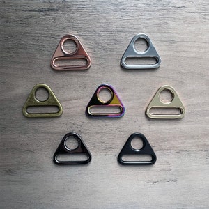 1&quot; Triangle Rings (4 pieces)