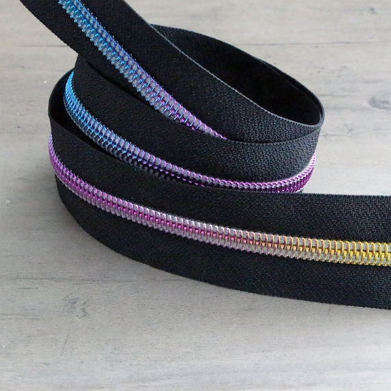 Colourful Zipper Tape with Iridescent Rainbow Teeth Colourful Zipper Tape with Iridescent Rainbow Teeth