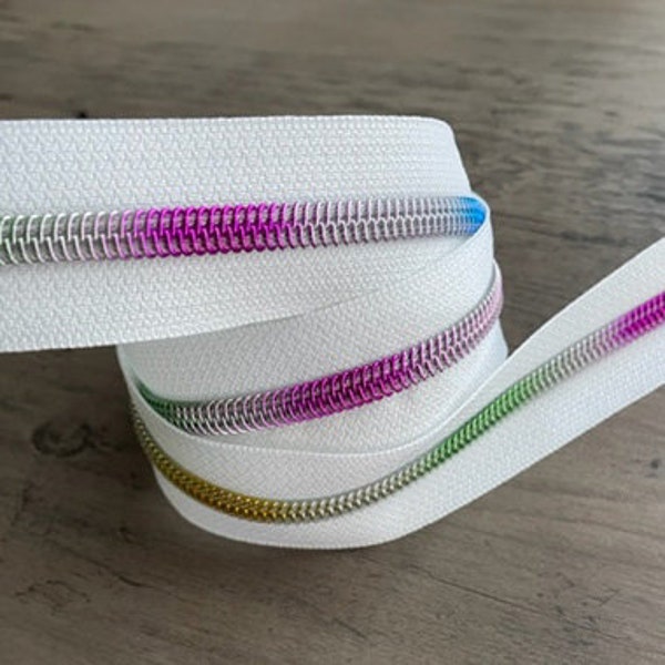 Rainbow teeth on White tape Nylon zipper by the yard size #5 NEW