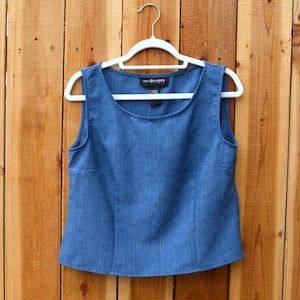 Vintage 1990s Sag Harbor Cropped Blue Sleeveless Top image 1