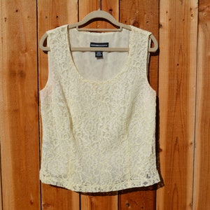 Vintage Y2K Norton McNaughton Ivory Lace Shell Tank