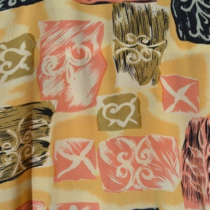 Vintage 1990s Jacquelin Ferrar Silk Hawaiian Print Short Sleeve Blouse image 4