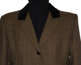 Luxurious Wool Tweed Houndstooth Jacket with Black Velvet Collar, Pockets & Buttons Size UK 20? Eur XL