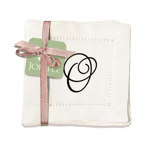 Jolitee Set of 6 Elegant Linen Cocktail Napkins with Initials &#39;O&#39; - Personalized Table Napkins - Hemstitched, Easy Care - 6x6 inches