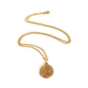 Elizabeth II necklace, Ilse of man necklace, coin necklace, money necklace, pesos necklace, Mexican necklace, Dos pesos necklace, coin