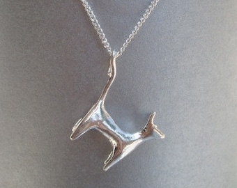 Sterling silver cat pendant with 20" silver plated chain