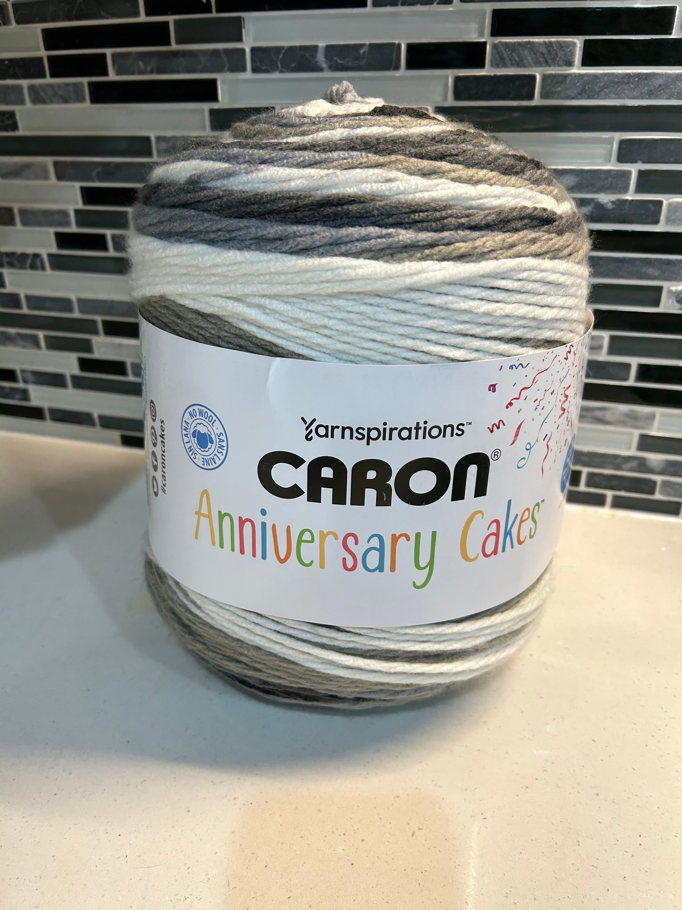 Caron Anniversary Cakes, Cookie Parade - sold in a quantity of 1