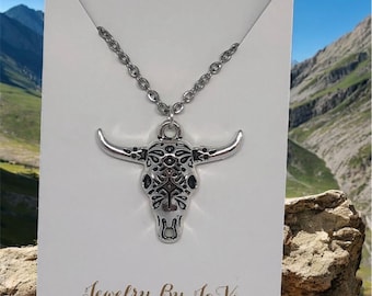 Longhorn-schedelketting: zilveren filigraanhanger cowgirl