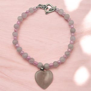 Rosenquarz Herz Armband: Edelstein-Knebelverschluss, Rosa Perlen