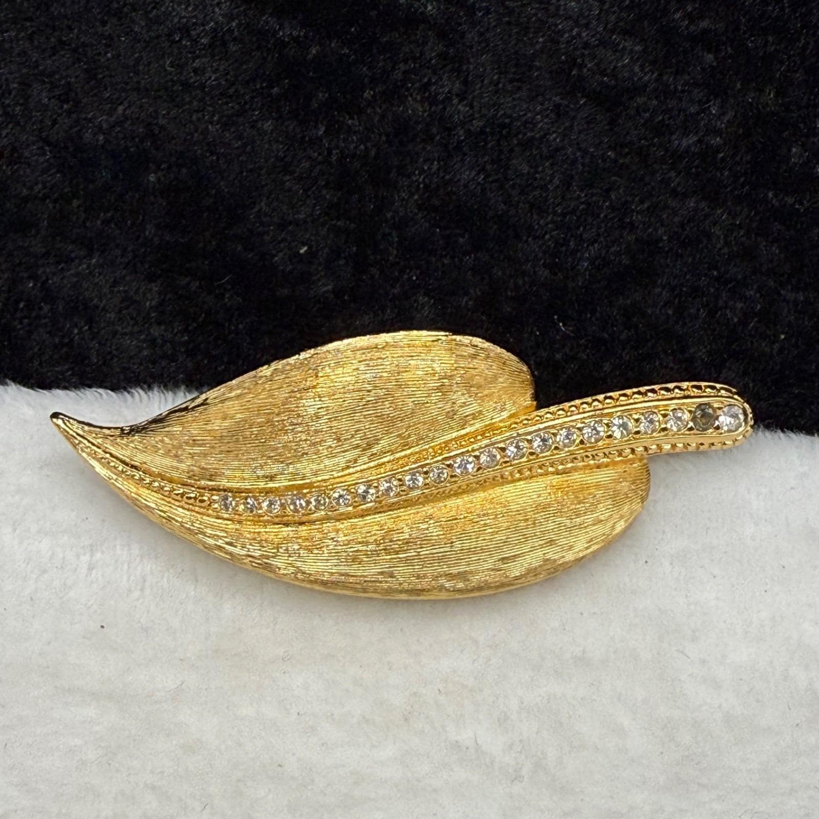 Christian Dior Leaf Brooch - Etsy