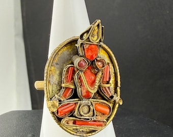 Vintage Coral Ring Brass Tibetan Buddha Ethnic Size 8