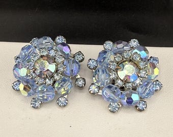 Vintage Weiss Clip On Earrings Silver Tone Blue Cluster Rhinestone