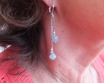 Aquamarine chain earrings attached to 2 chains of different lengths with 925 sterling silver, folding brisures, gemstone earrings, earrings,
