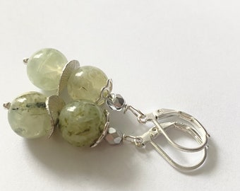 Peridot, a rare gemstone, very sought after by gemstone lovers with sterling silver 925, gift for gemstone lovers,