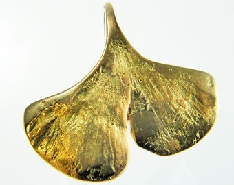 XXS Ginkgo GOLD 750 pendant jewelry gift