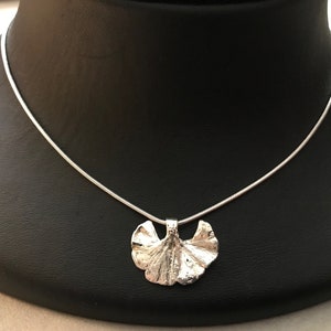 XS Genuine Ginkgo leaf silver plated snake chain o image 1